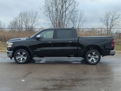 2019 RAM 1500 Laramie Crew Cab 4x4 5'7' Box