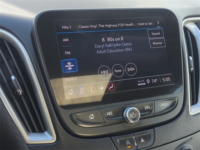 2022 Chevrolet Malibu FWD LT