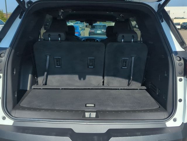 2023 Chevrolet Traverse FWD LT Cloth
