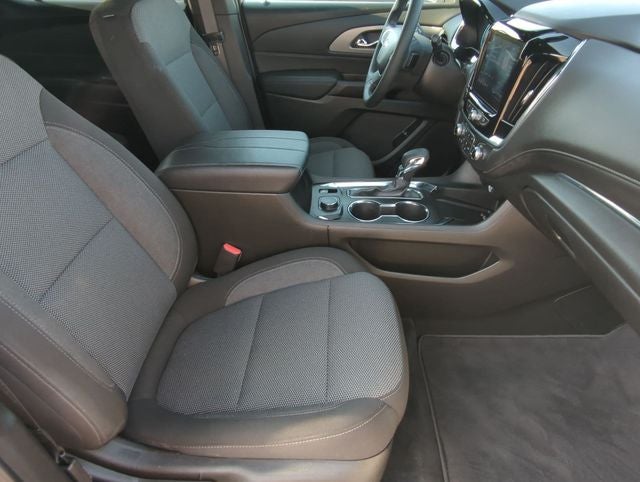 2023 Chevrolet Traverse FWD LT Cloth