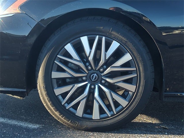 2024 Nissan Altima SV FWD