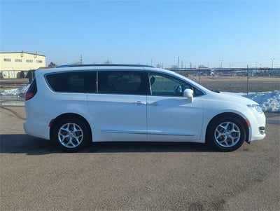 2020 Chrysler Pacifica Touring L Plus