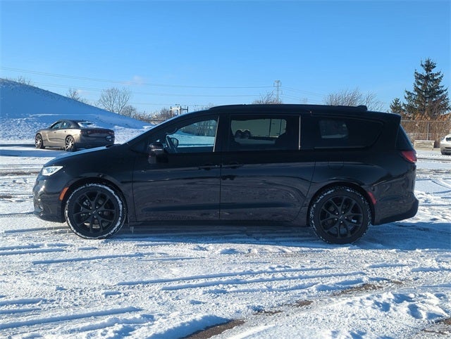 2022 Chrysler Pacifica Limited