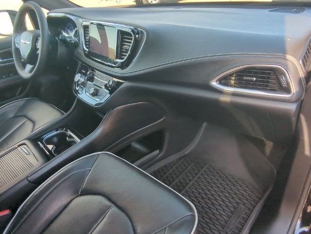 2025 Chrysler Pacifica Limited AWD