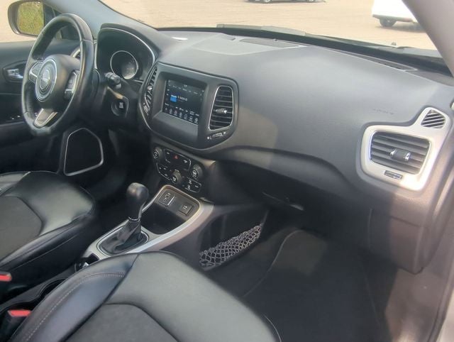 2020 Jeep Compass Sun and Wheel FWD