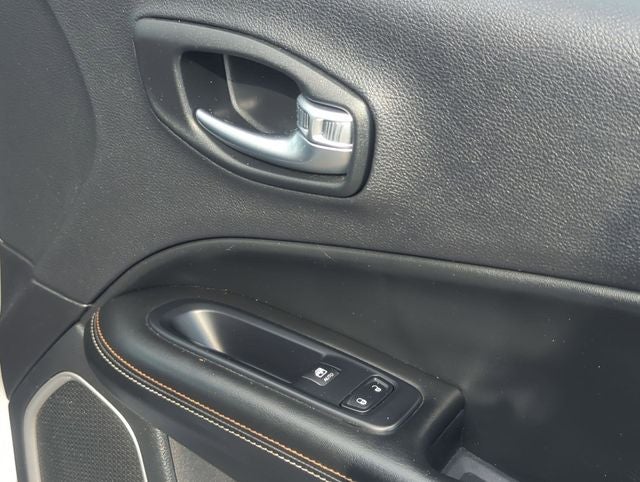 2020 Jeep Compass Sun and Wheel FWD