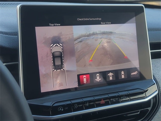 2023 Jeep Compass Latitude Lux FWD