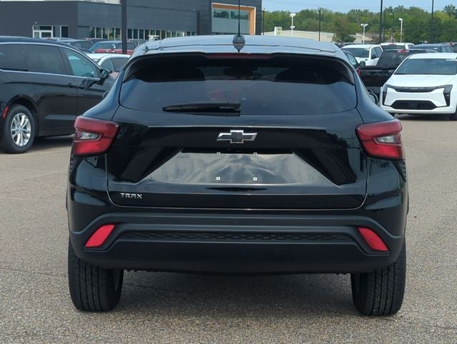 2025 Chevrolet Trax FWD LS