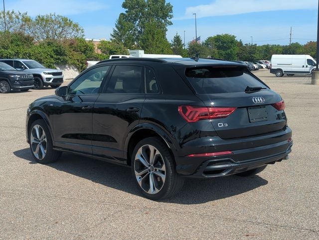 2021 Audi Q3 Premium Plus 45 TFSI S line quattro Tiptronic