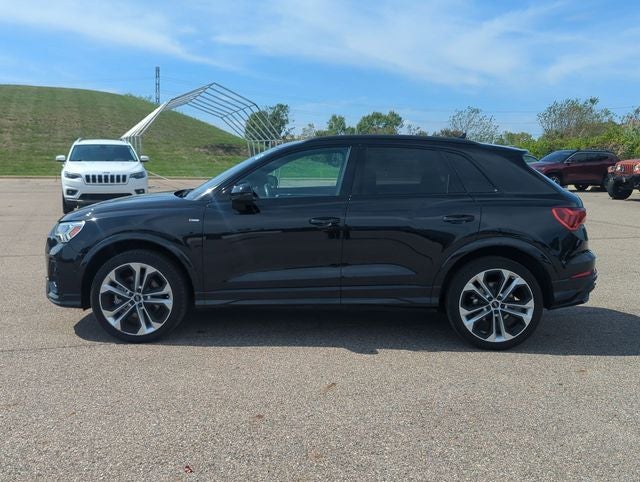 2021 Audi Q3 Premium Plus 45 TFSI S line quattro Tiptronic