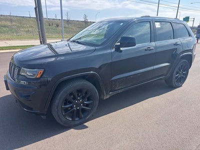2020 Jeep Grand Cherokee Laredo