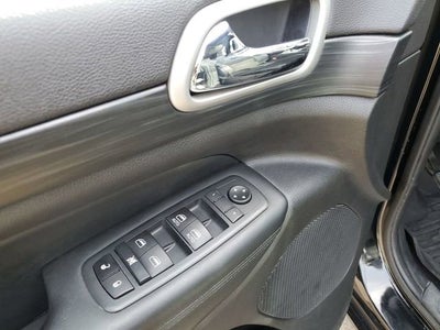 2020 Jeep Grand Cherokee Laredo