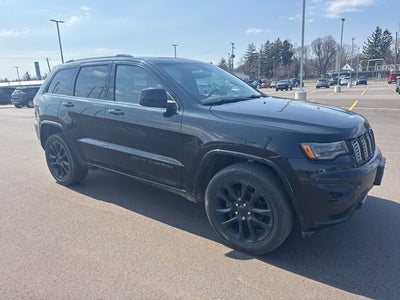 2020 Jeep Grand Cherokee Laredo