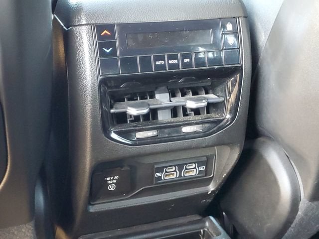 2021 Jeep Grand Cherokee L Laredo