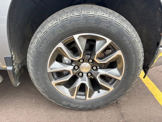 2023 Chevrolet Silverado 1500 LT (2FL)