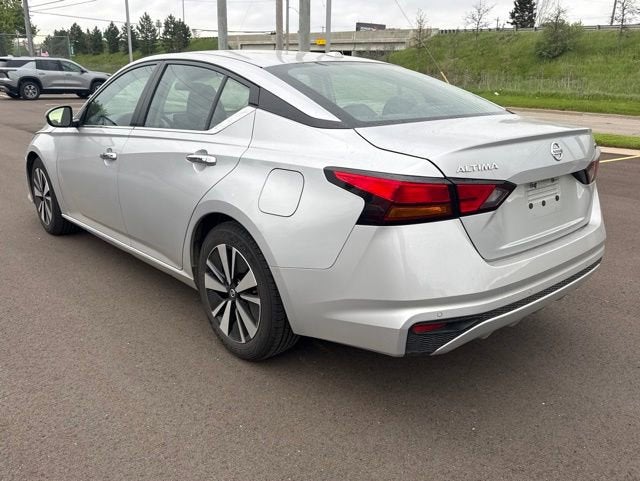 2021 Nissan Altima SV FWD