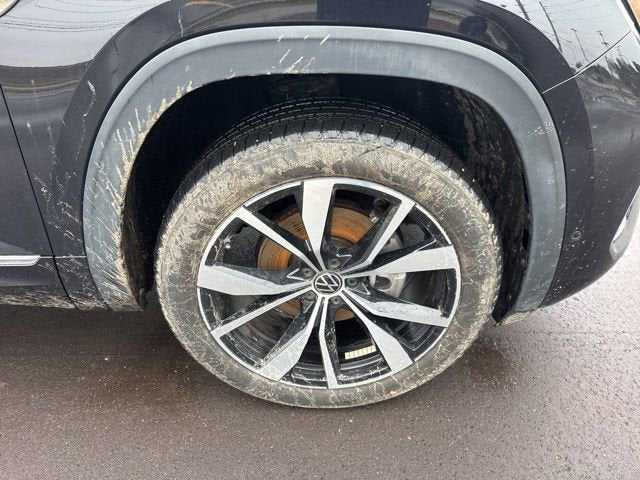 2024 Volkswagen Atlas Cross Sport 2.0T SEL Premium R-Line