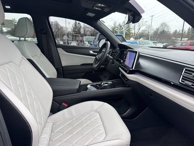 2024 Volkswagen Atlas Cross Sport 2.0T SEL Premium R-Line