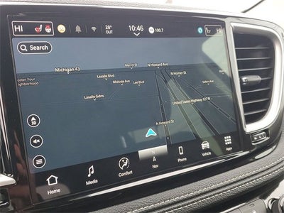 2024 Chrysler Pacifica Hybrid Select