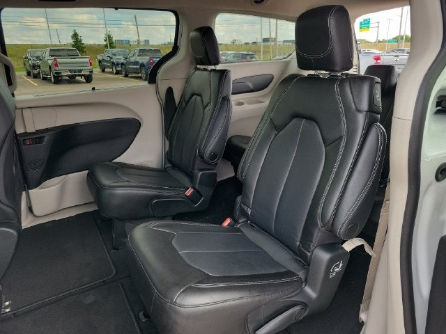 2023 Chrysler Pacifica Touring L AWD