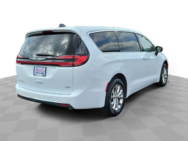 2023 Chrysler Pacifica Touring L AWD