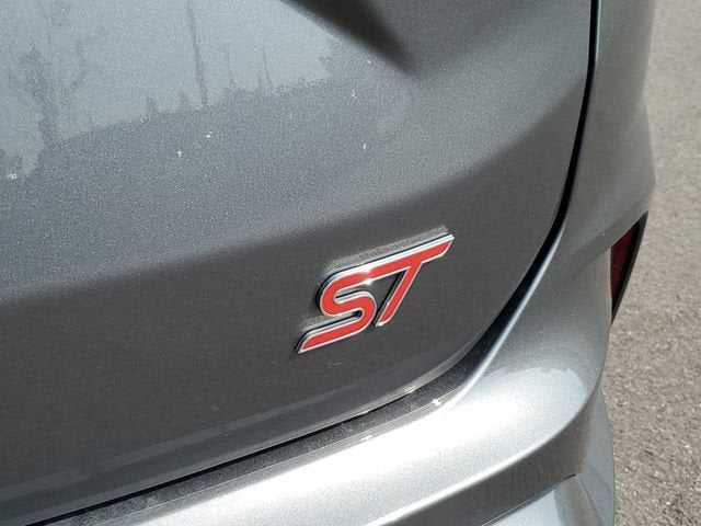 2021 Ford Edge ST