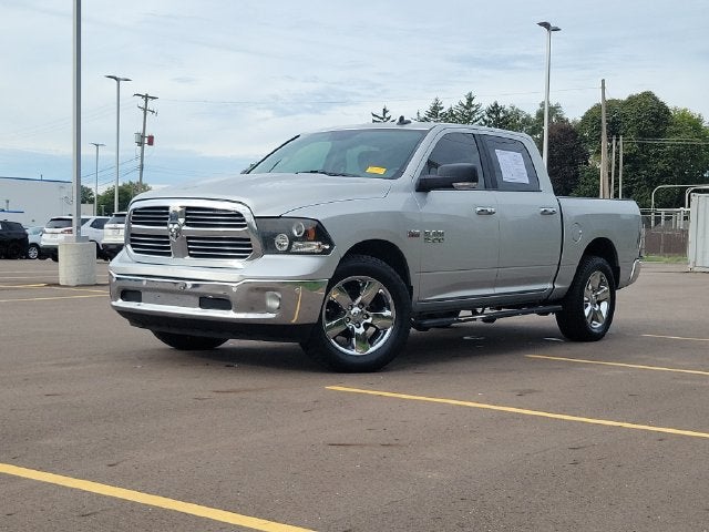 2017 RAM 1500 Big Horn Crew Cab 4x4 5'7" Box