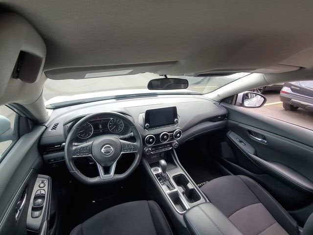 2021 Nissan Sentra SV Xtronic CVT
