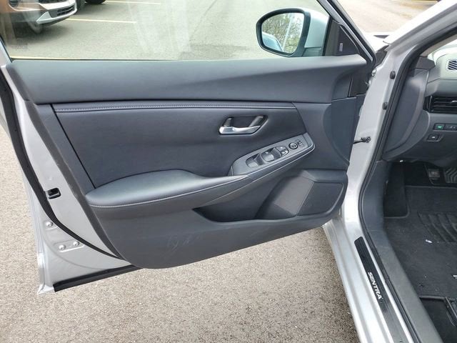 2021 Nissan Sentra SV Xtronic CVT