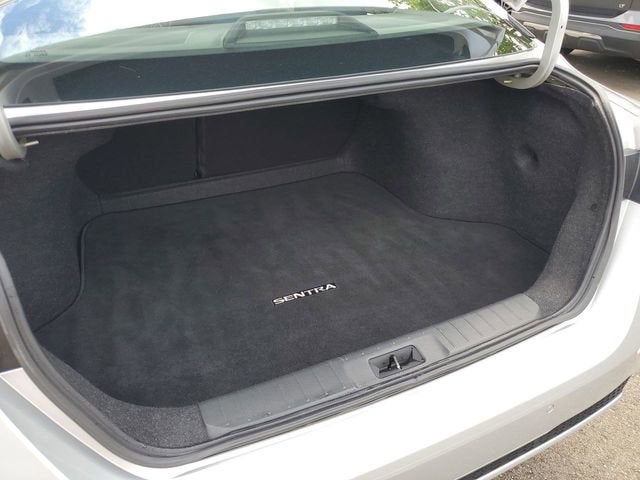 2021 Nissan Sentra SV Xtronic CVT