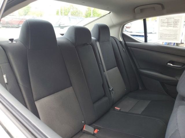 2021 Nissan Sentra SV Xtronic CVT