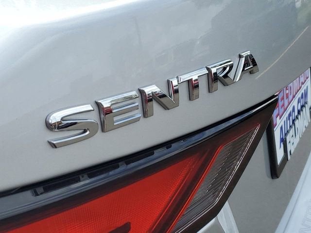 2021 Nissan Sentra SV Xtronic CVT