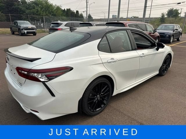 2022 Toyota Camry Hybrid XSE
