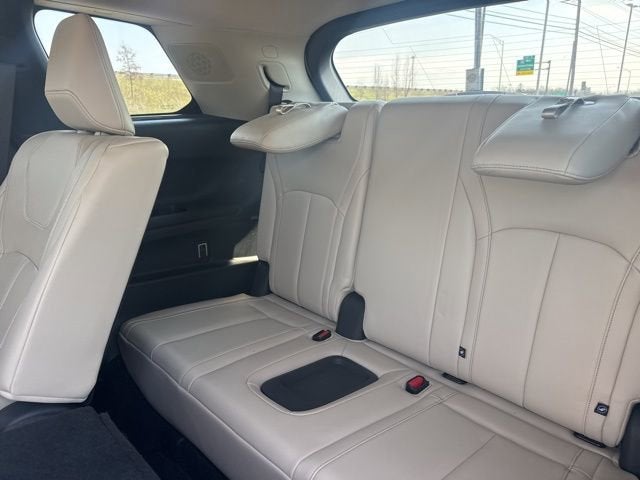 2022 INFINITI QX60 LUXE