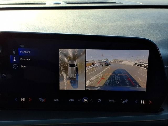 2024 Chevrolet Traverse LS