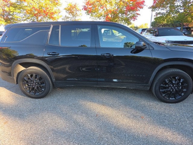 2024 Chevrolet Traverse LS