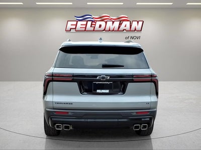 2024 Chevrolet Traverse LT