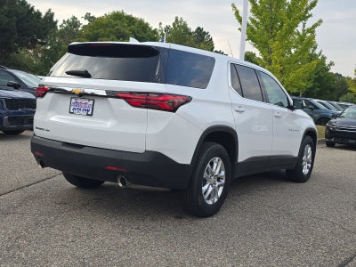 2023 Chevrolet Traverse LS