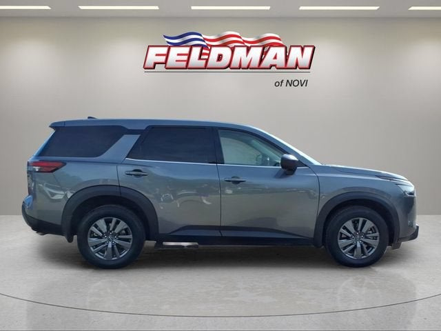 2025 Nissan Pathfinder S 4WD