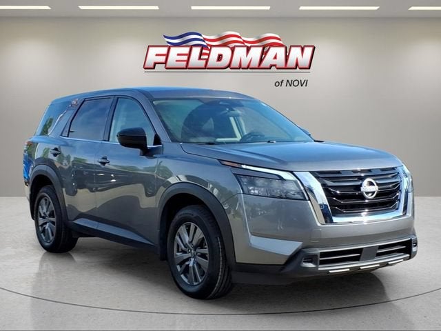 2025 Nissan Pathfinder S 4WD