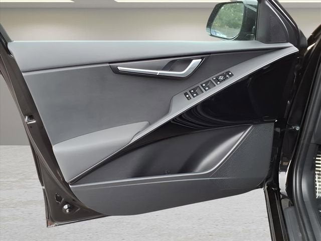 2024 Kia Niro EX Touring