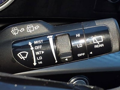 2023 Kia Carnival LX