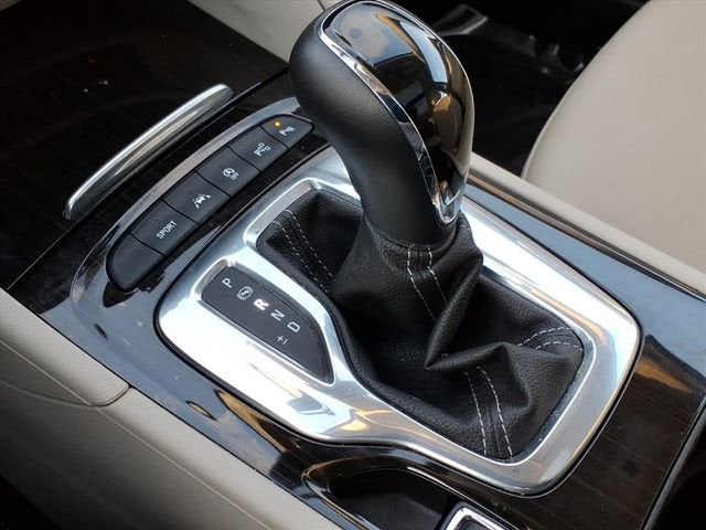 2020 Buick Regal TourX Essence