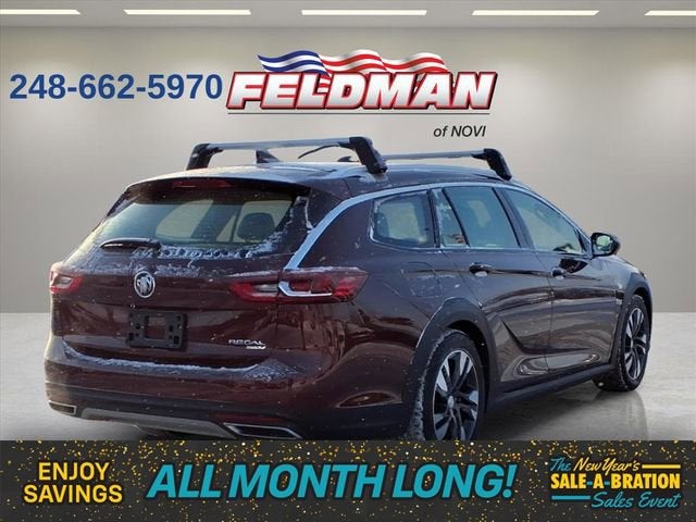 2020 Buick Regal TourX Essence