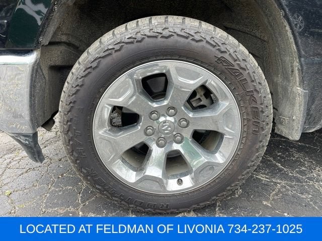 2022 RAM 1500 Big Horn Crew Cab 4x4 5'7" Box