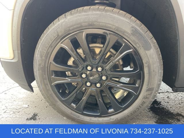 2022 GMC Acadia SLT