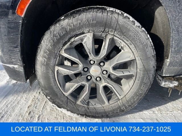 2023 Chevrolet Suburban LS