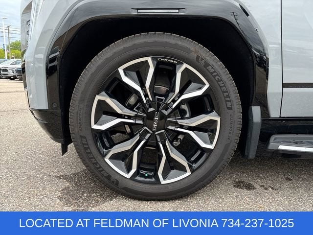 2024 GMC Sierra EV Denali Edition 1