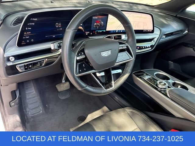 2024 Cadillac LYRIQ Luxury 1