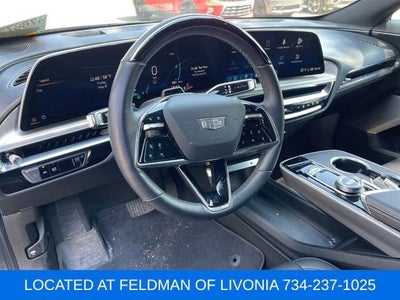 2024 Cadillac LYRIQ Luxury 2